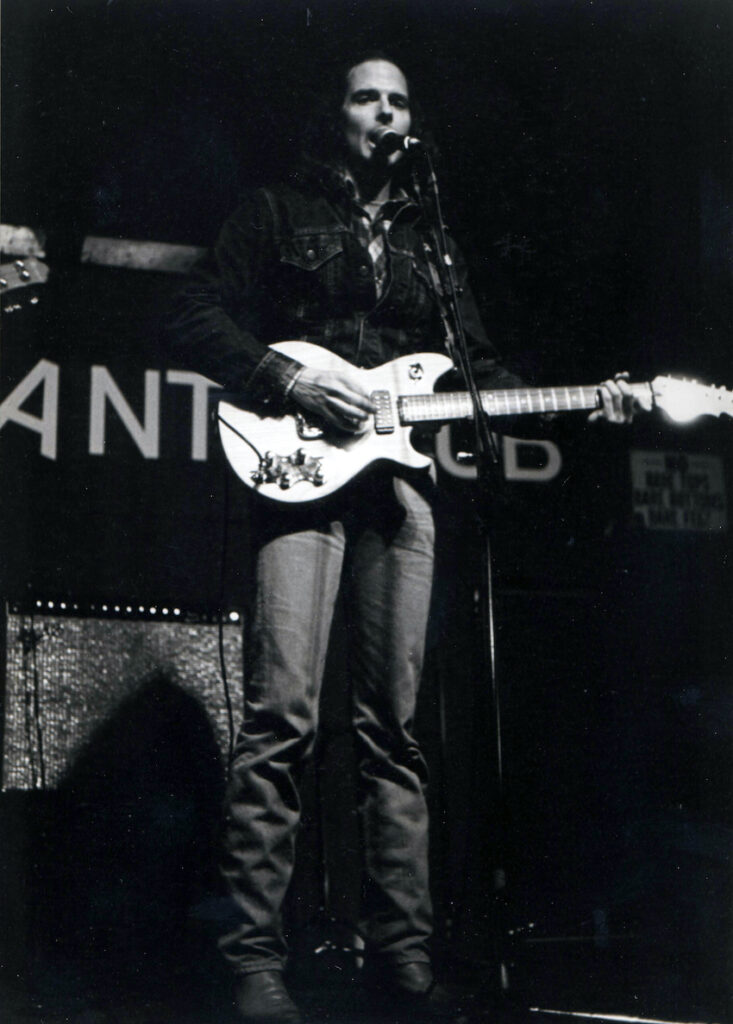 Dorian macDougall playing the G-200 at the Anti-Club in Hollywood circa 1988.